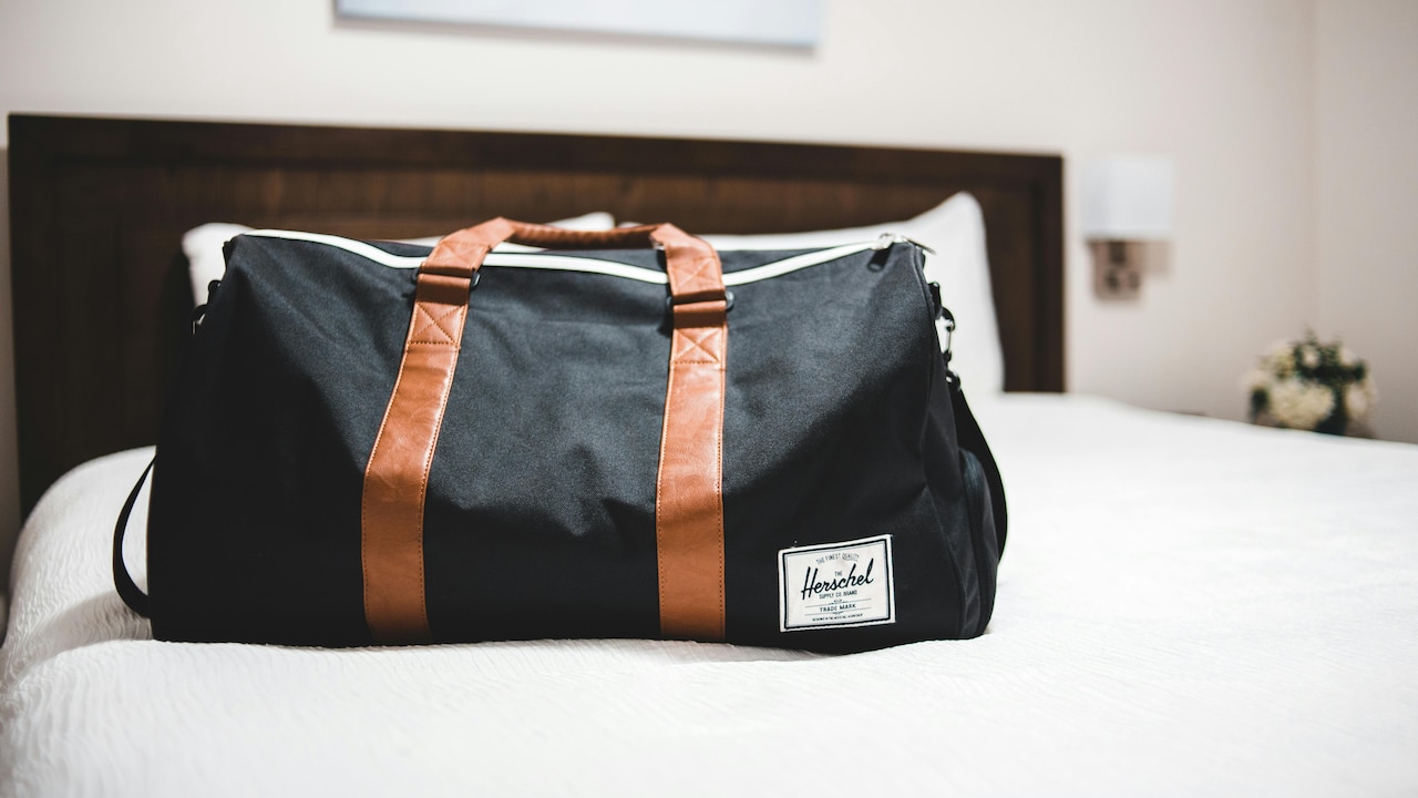 5 Best Gym Duffle Bags With Shoe Compartment Under ₹1,400