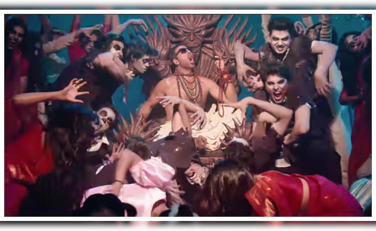 Bhooth Bangla Box Office Collection Day 14: Akshay Kumar's Film Records Lower Occupancy, Mints This Amount