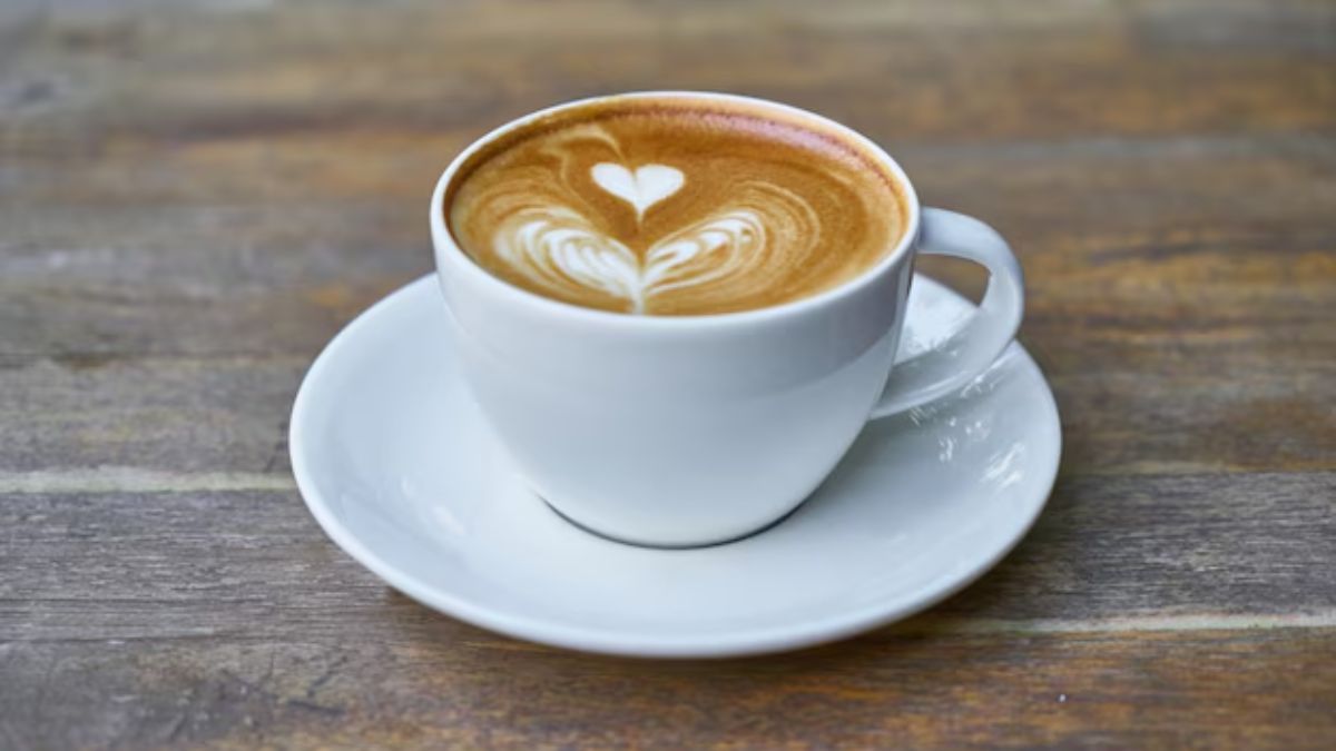 Why You Should Brush Before Morning Coffee, US Dentist Explains