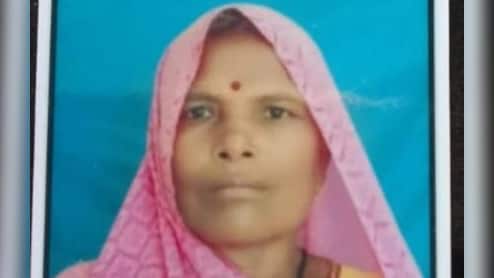 बेटे की हुई मौत, पिता को था जादू-टोने का शक, तो पड़ोसी महिला को पत्थर से कुचलकर मार डाला