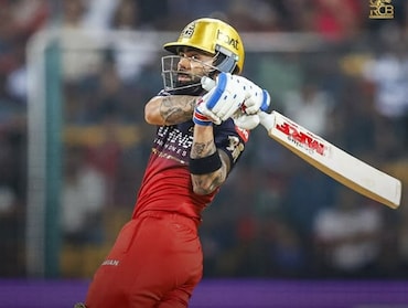 Virat Kohli: विराट कोहली का IPL में तहलका, ऐसा महारिकॉर्ड बनाकर रचा इतिहास, भारत के पहले बल्लेबाज बने