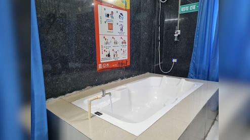 छत्तीसगढ़ के इस सरकारी अस्पताल में लगा बाथ टब; इन मरीजों को गर्मी में मिलेगा Ice बाथ, अलग वार्ड तैयार