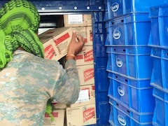 बाहर दूध का कैरेट, अंदर तहखाने में दारू की बोतलें... बिहार में शराब तस्करी की स्टाइल देख रह जाएंगे दंग