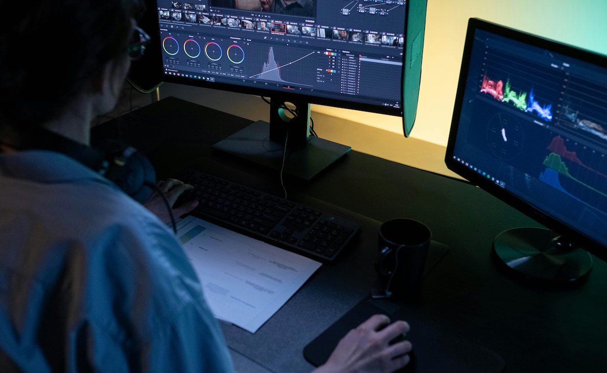 डिग्री नहीं, अब हुनर की है कीमत, ये 5 स्किल्स जिनसे कमा सकते हैं घर बैठे 1 लाख से ज्‍यादा रुपये