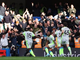 Manchester City Pile Pressure On Arsenal With Thumping 3-0 Win Over Chelsea