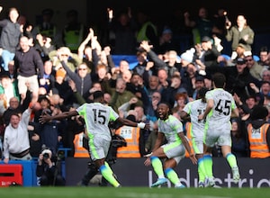 Manchester City Pile Pressure On Arsenal With Thumping 3-0 Win Over Chelsea