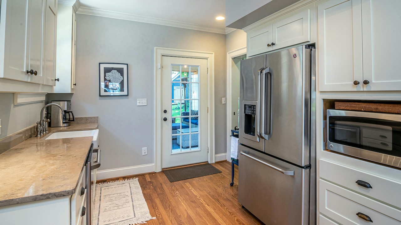 How To Pick Double-Door Fridges For Homes That Cook Daily