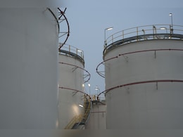 Iraq Tells Buyers To Collect Crude As Its Oil Can Cross Hormuz