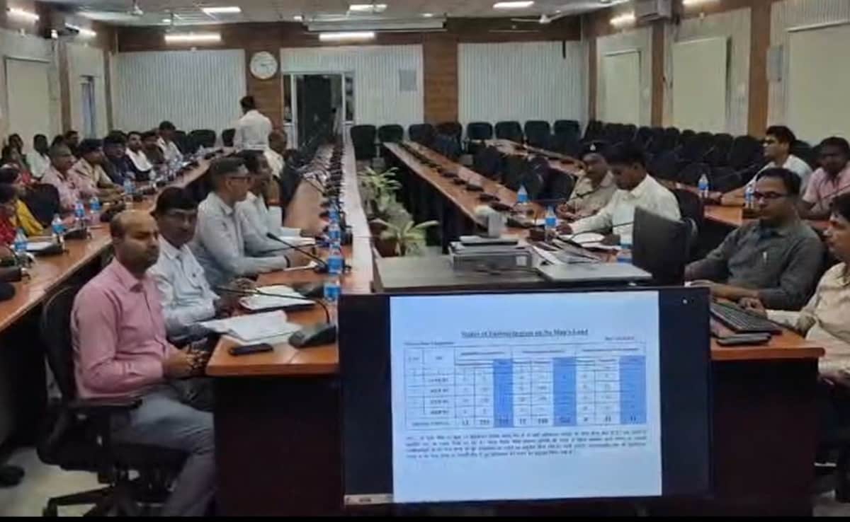 Bihar: निजी स्कूलों की मनमानी पर चला प्रशासन का डंडा! फीस बढ़ाई या यूनिफॉर्म बदली तो सीधे एक्शन