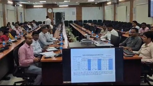 Bihar: निजी स्कूलों की मनमानी पर चला प्रशासन का डंडा! फीस बढ़ाई या यूनिफॉर्म बदली तो सीधे एक्शन