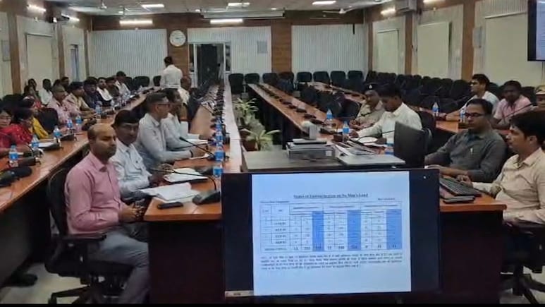 Bihar: निजी स्कूलों की मनमानी पर चला प्रशासन का डंडा! फीस बढ़ाई या यूनिफॉर्म बदली तो सीधे एक्शन