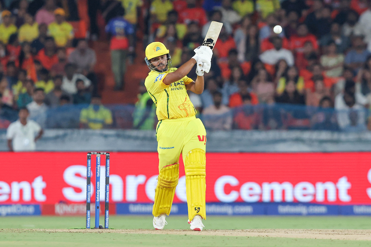 SRH vs CSK LIVE Score: चेन्नई को 42 गेंद में चाहिए 75 रन, शिवम दुबे पर जिम्मा