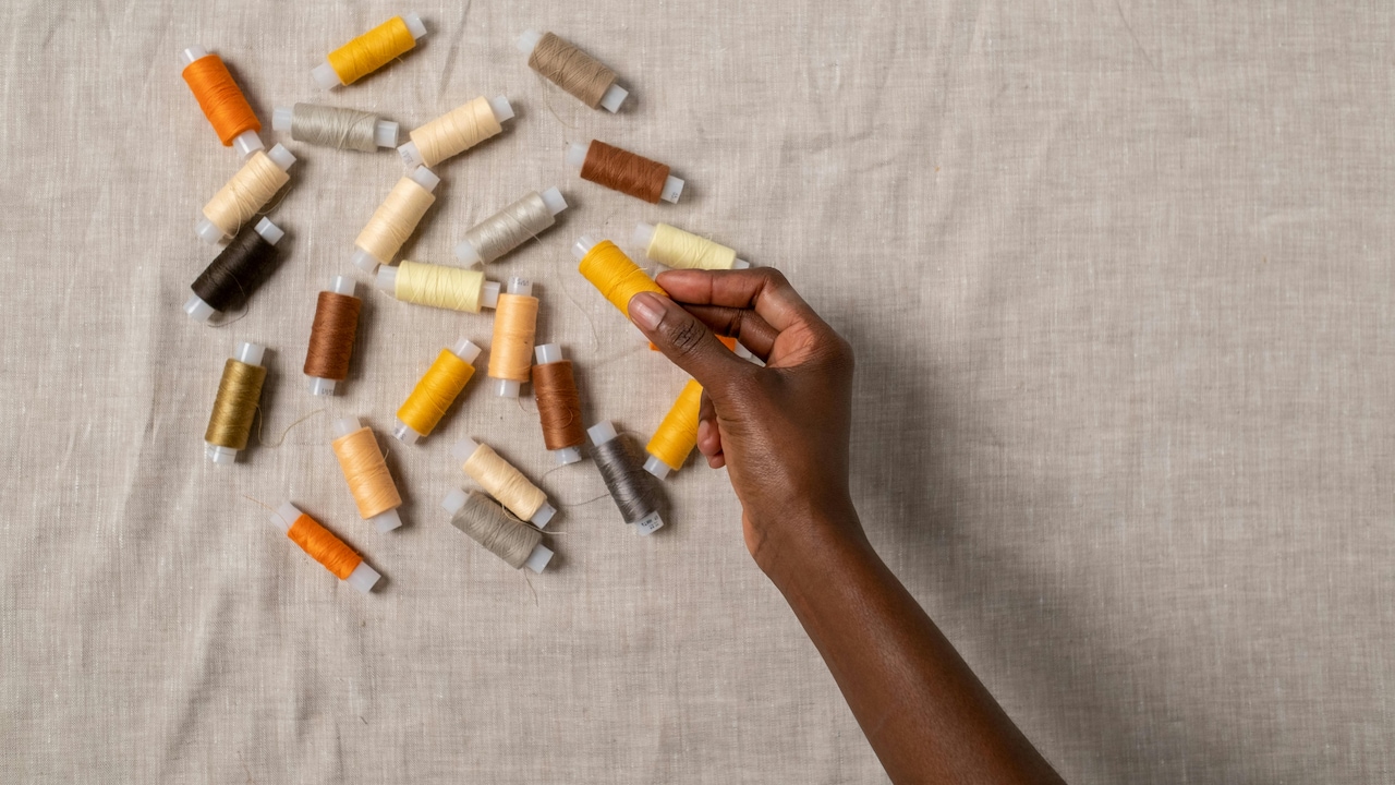 Top 5 Portable Sewing Kits For Fashion Emergencies And Quick Repairs