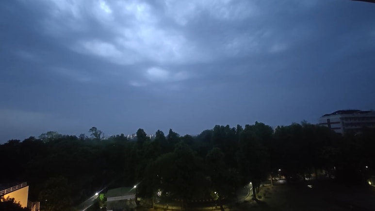 दिल्ली-NCR में छाये बदरा, आंधी और बारिश ने तपती गर्मी से दिलाई राहत, जानें देशभर से मौसम का हाल