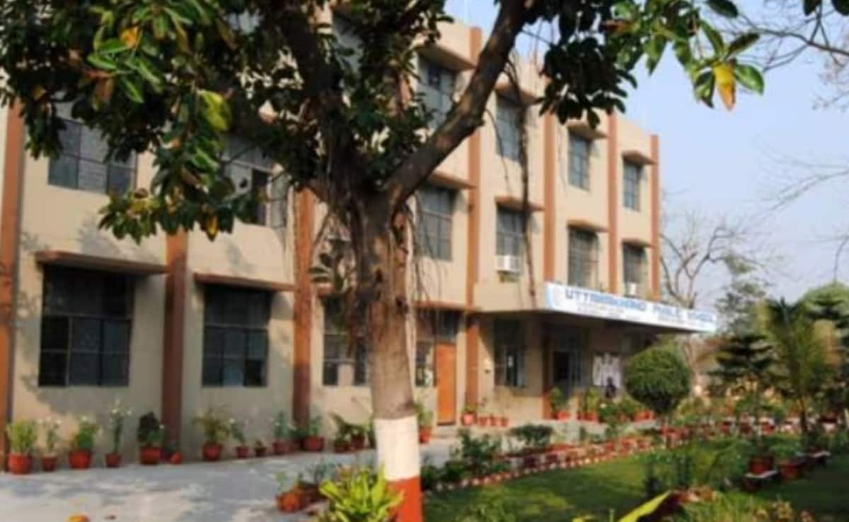 CBSE Restores Noida School's Affiliation After Review, Over 1,000 Students Get Relief