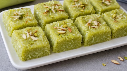 Lauki Barfi Recipe: घर पर बनाएं बाजार जैसी लौकी की बर्फी, जानिए आसान स्टेप-बाय-स्टेप रेसिपी