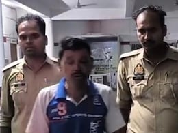 UP पुलिस के दो सिपाहियों पर FIR, अस्पताल में 'मौज' काटते रहे, कस्टडी से फरार हो गया जलालुद्दीन; जानें मामला&nbsp;