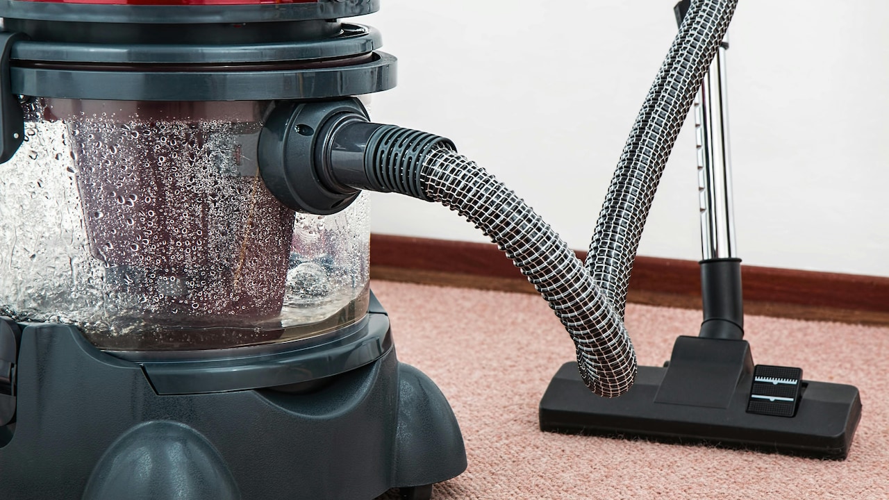 Vacuum Cleaners Losing Suction? What To Check First
