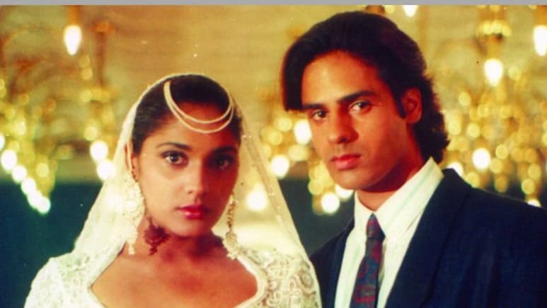 राहुल रॉय की वाइफ की 5 फोटो,  2020 में आया था ब्रेन स्ट्रोक आज एक्टर पहचान को तरसे