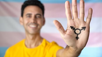 Allahabad High Court's Big Remark: 'Kinnar' Community Has No Legal Right To Demand Traditional 'Badhai'