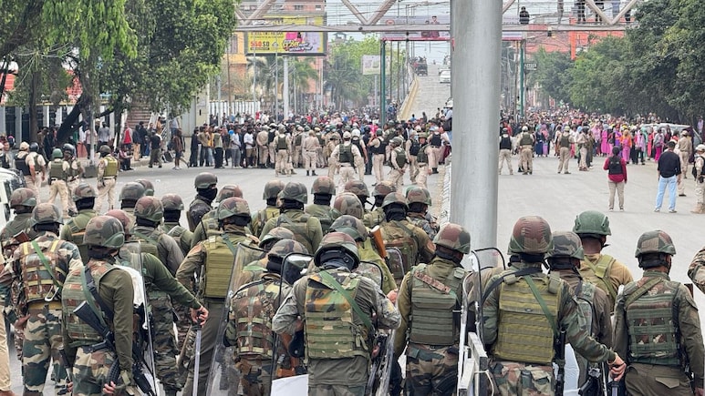 Many Injured In Clashes At Imphal Rally Called Over Recent Attacks