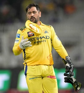 MS Dhoni Suffered Second Injury? CSK Coach Stephen Fleming Drops Bombshell: "There Was A Setback"