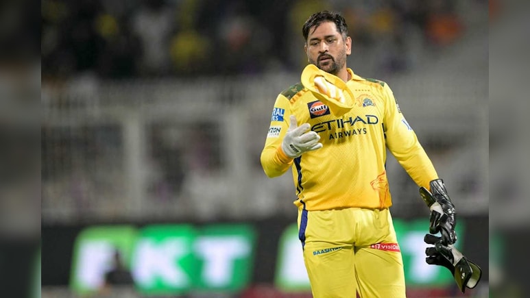MS Dhoni: फिट होने के बावजूद क्यों नहीं खेल रहे हैं धोनी? हैरान कर देने वाले सवाल का जवाब आ गया सामने