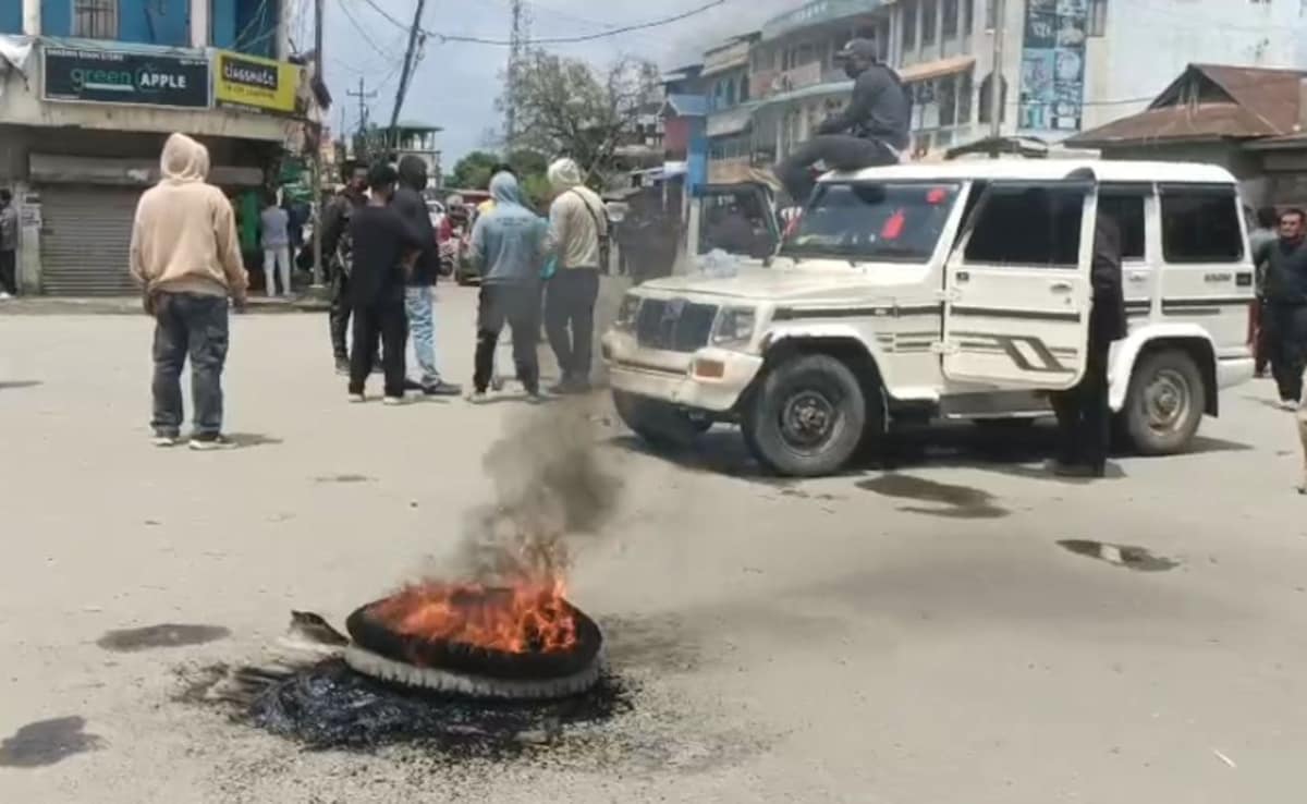 Manipur Tense, Many Injured In Firing As Angry Mob Storms Paramilitary Camp