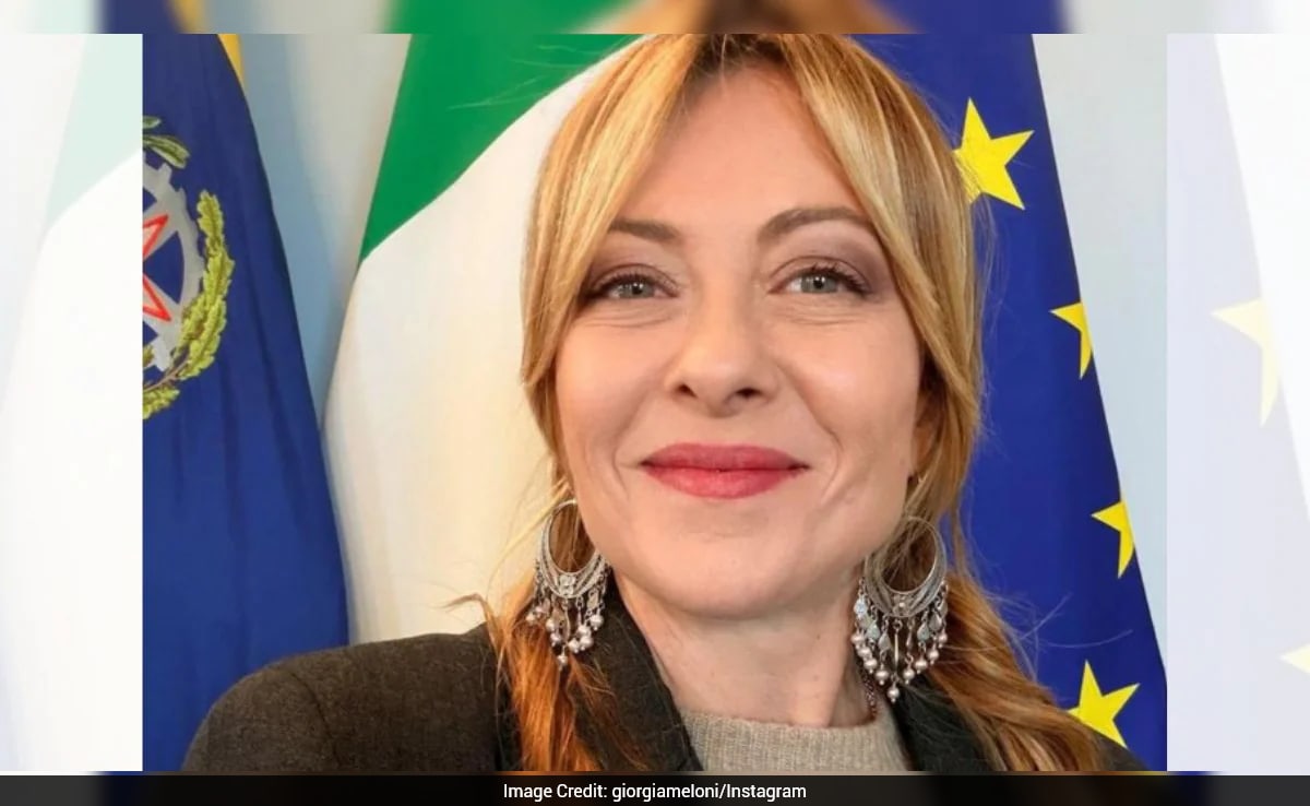 Italian Prime Minister Giorgia Meloni's Jhumka Selfie Goes Viral, Wins Hearts Online
