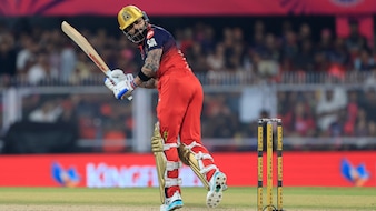 6, 6, 6 - Phil Salt Brutally Slams MI Star, Virat Kohli Solid