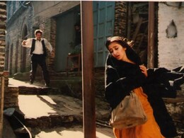 15 अप्रैल को 32 साल इस डायरेक्टर ने फिल्म के प्रीमियर पर बुलाए बॉलीवुड स्टार्स, फिर नहीं खोला थिएटर का दरवाजा- बाहर ही रह गए सितारे