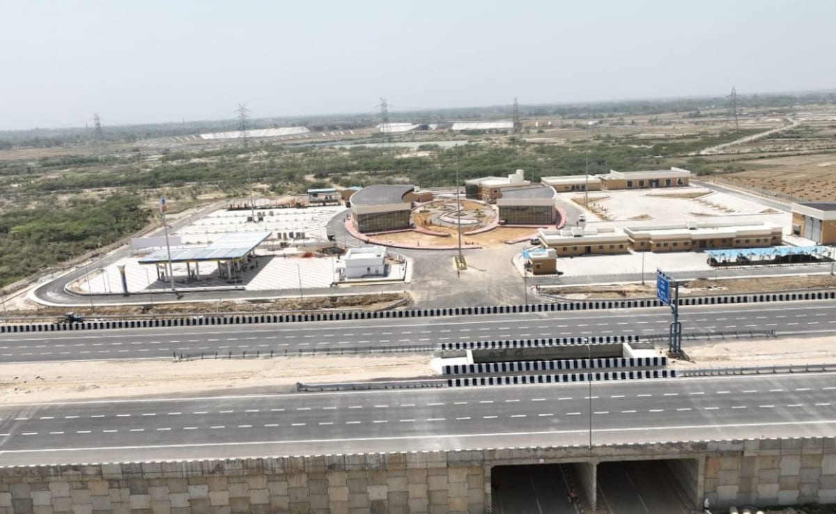 गंगा एक्सप्रेस-वे पर यात्रियों के लिए ट्रॉमा सेंटर समेत कई सुविधाएं हैं। 