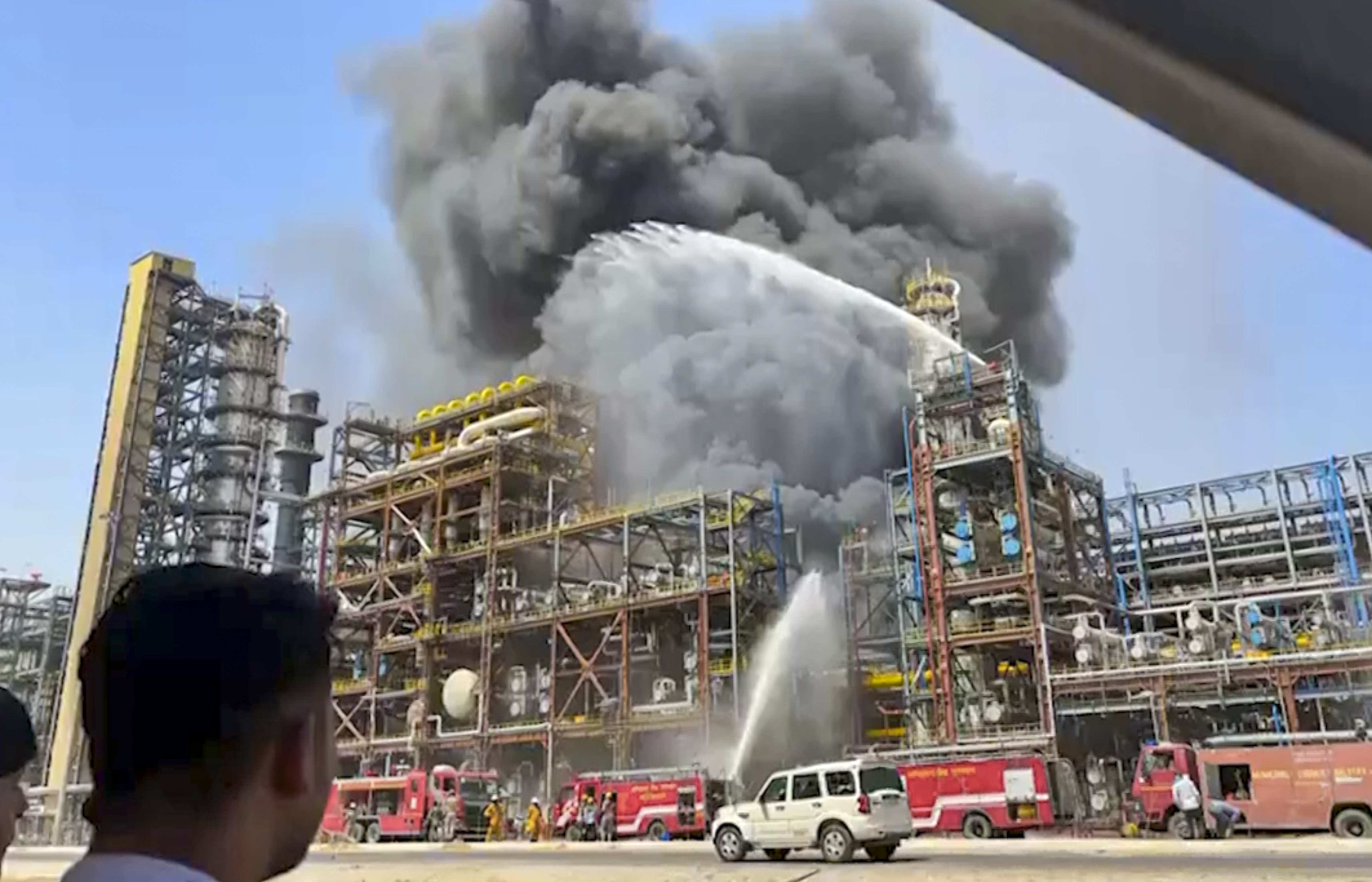 HRRL रिफाइनरी में आग की घटना की हाई‑लेवल जांच शुरू, बाड़मेर पहुंची केंद्रीय टीम