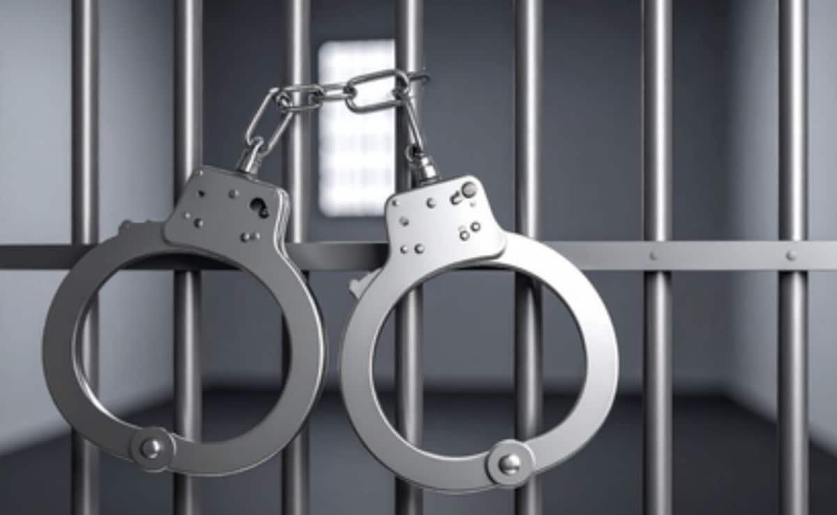 जम्मू कश्मीर में छात्रा उत्पीड़न पर भड़का गुस्सा, प्रदर्शन में तोड़फोड़; पुलिस ने 5 और उपद्रवियों को दबोचा