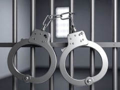 जम्मू कश्मीर में छात्रा उत्पीड़न पर भड़का गुस्सा, प्रदर्शन में तोड़फोड़; पुलिस ने 5 और उपद्रवियों को दबोचा