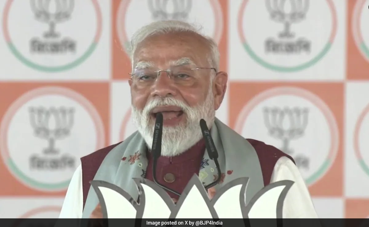 "I Ate Jhalmuri, But Trinamool Felt The Sting": PM Modi In Bengal