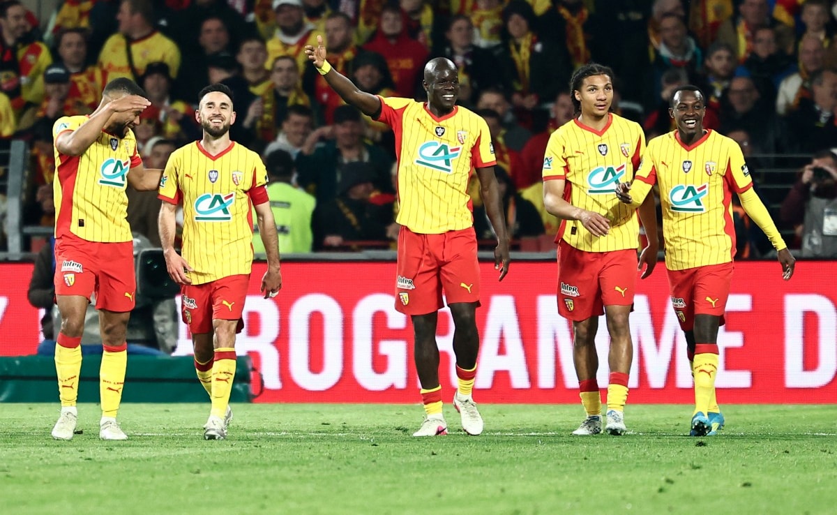 Lens Sweep Past Toulouse To Reach French Cup Final