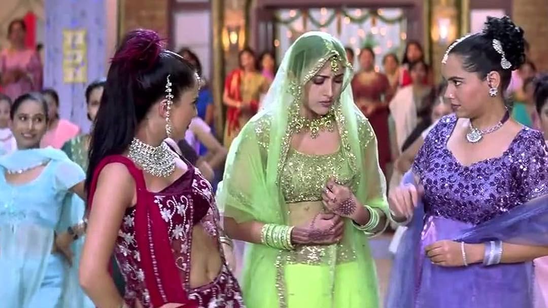 खूबसूरती में माधुरी, जूही को टक्कर देती थी 90s की यह एक्ट्रेस, गोविंदा, सैफ और सुनील के साथ दी हिट फिल्में, अंडरवर्ल्ड के डर से रातों रात हुई गायब