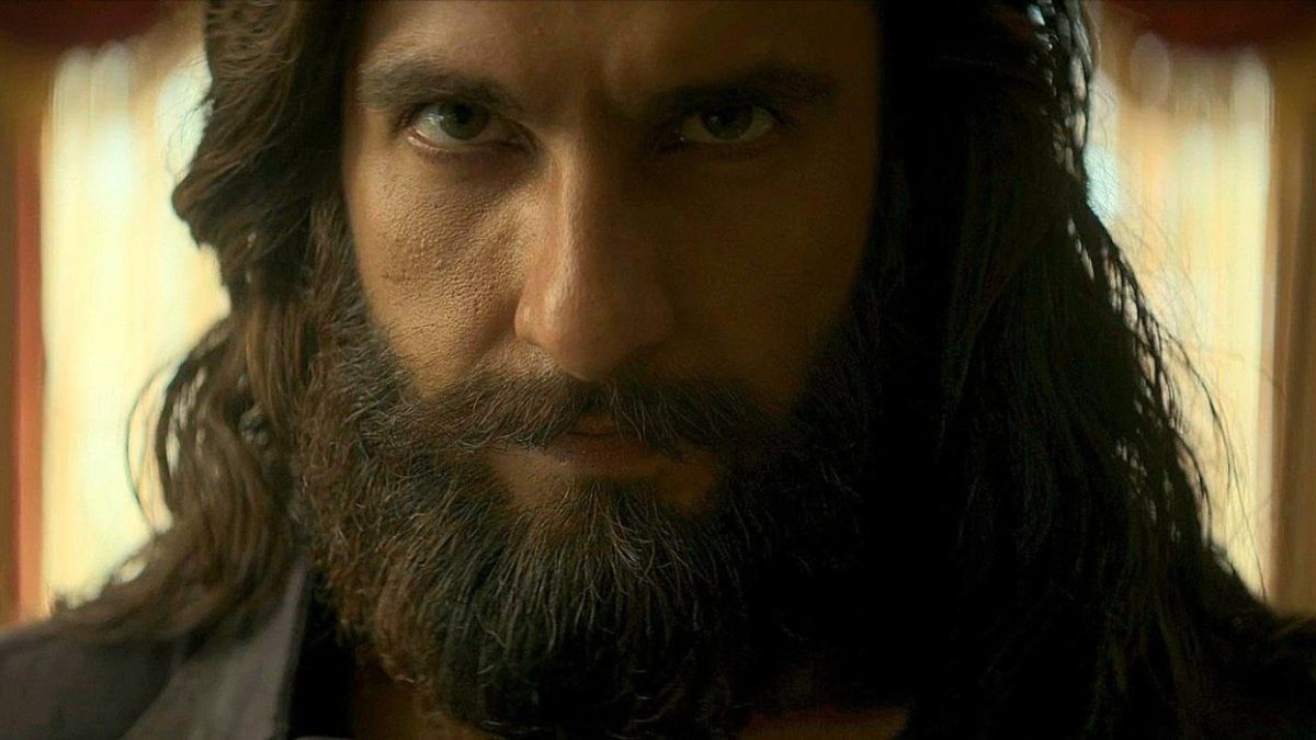20 Days, 48-Degree Heat, 1 Bucket 'Blood': How Ranveer Singh Shot <i>Dhurandhar 2</i> Climax In Leather Jacket