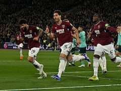 West Ham Sink Wolves To Climb Out Of Relegation Zone