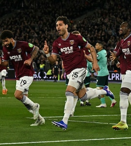 West Ham Sink Wolves To Climb Out Of Relegation Zone As Spurs Slip Into Bottom Three