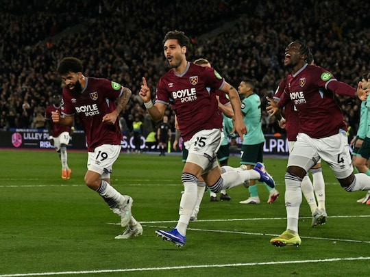 West Ham Sink Wolves To Climb Out Of Relegation Zone As Spurs Slip Into Bottom Three