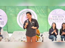 सचिन तेंदुलकर का छत्तीसगढ़ दौरा: बच्चों से बोले- &lsquo;बस्तर में हजारों हीरे हैं, हमारी टीम उन्हें तराशेगी&rsquo;