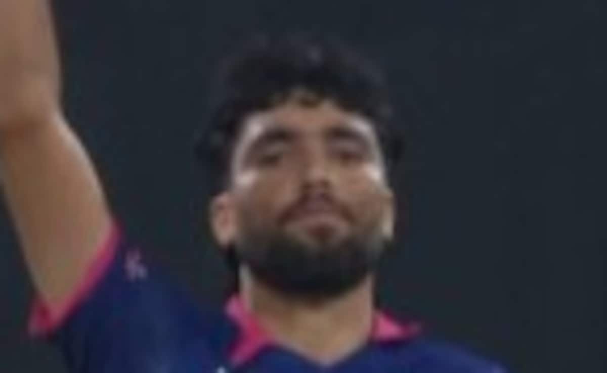 Who is Brijesh Sharma: कौन हैं ब्रिजेश शर्मा? दिग्गजों के बीच छा गया राजस्थानी छोरा, जानें किस प्रदर्शन ने बदल दी पेसर की जिंदगी