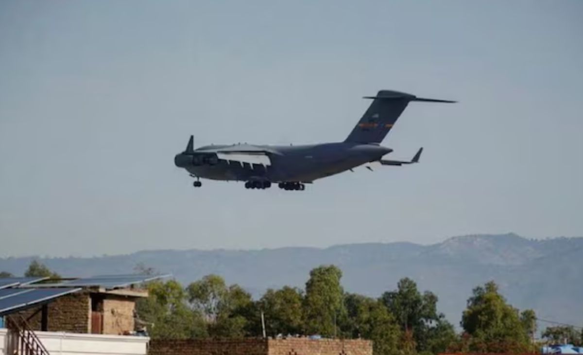बातचीत की तैयारी के बीच पाकिस्तान के नूर खान बेस क्यों पहुंचा अमेरिका वायु सेना का विमान?