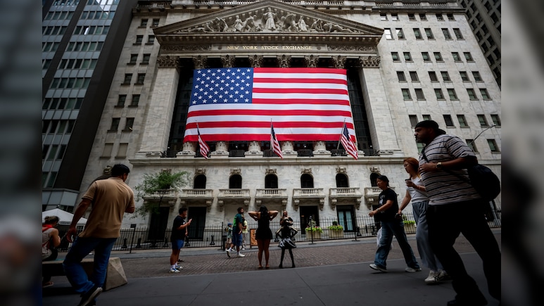 S&P 500, Nasdaq Rally As US-Iran Truce Deal Spurs Oil Plunge