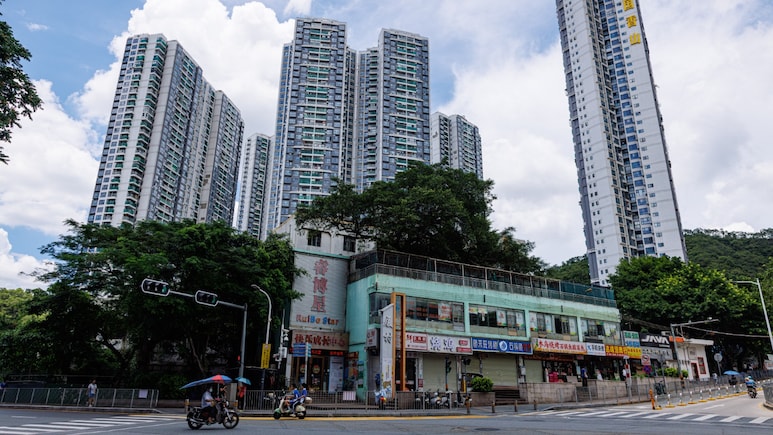 China's Evergrande Group Chairman Pleades Guilty In Embezzlement Case