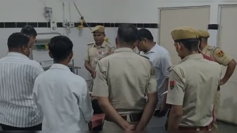 पॉक्&zwj;सो में ग&zwj;िरफ्तार आरोपी ने बाड़मेर ASP ऑफिस में पेपर कटर से काटा गला, अस्&zwj;पताल लेकर पहुंची पुल&zwj;िस