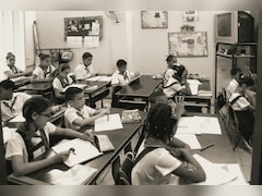 स्कूलों में तीन भाषाओं में पढ़ाई क्यों जरूरी, क्या है Three Language Formula? इसे लेकर क्या कहते हैं एक्सपर्ट, जानिए यहां