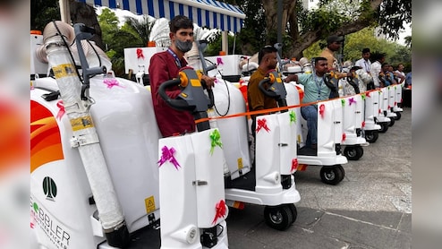 अब झाड़ू से नहीं ऐसे होगी दिल्ली के सड़कों की सफाई, NDMC लेकर आई ये खास मशीन
